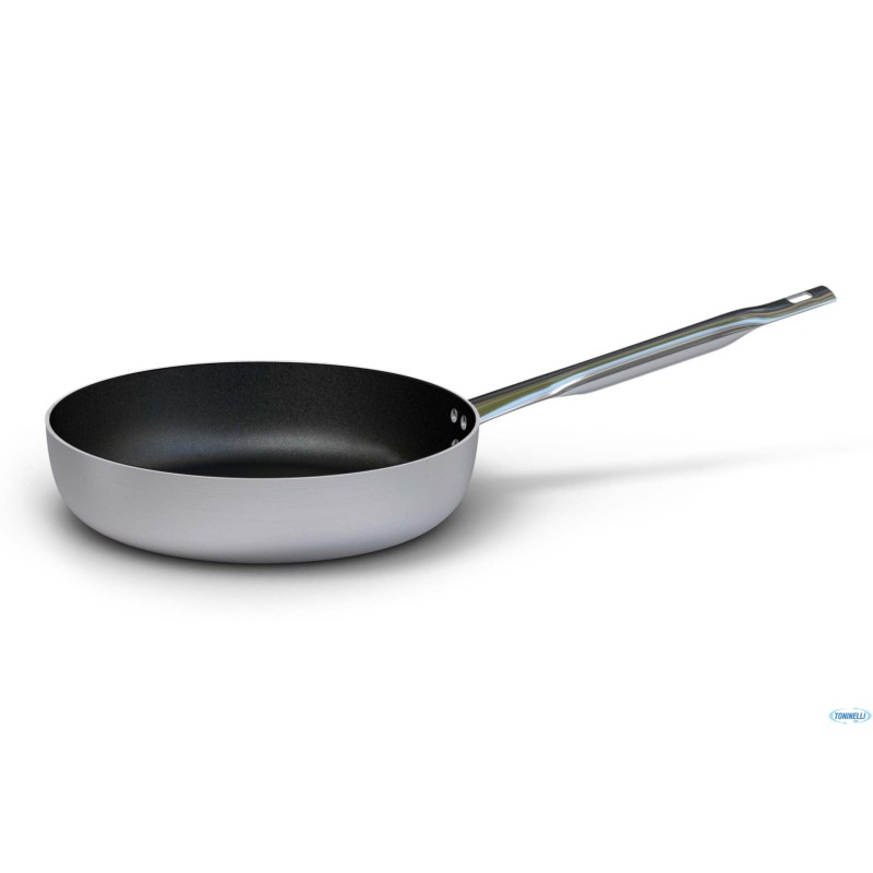 LINEA 6700 - PADELLA DRITTA A FRIGGERE 1 MANICO PER INDUZIONE CM. 32 6704.32 LINEA 6700 - PADELLA DRITTA A FRIGGERE 1 MANICO PER INDUZIONE CM. 32 6704.32